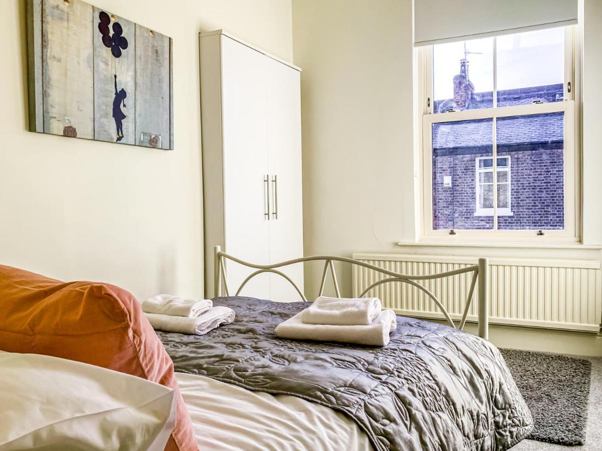 The Vines - Stunning Period Home With Free Parking York Luaran gambar