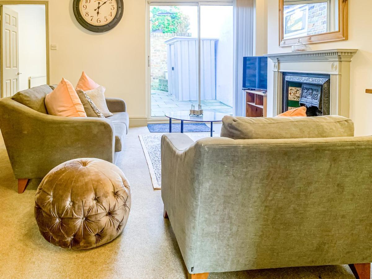 The Vines - Stunning Period Home With Free Parking York Luaran gambar