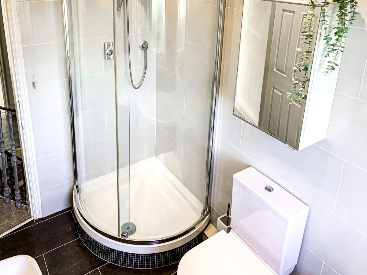 The Vines - Stunning Period Home With Free Parking York Luaran gambar
