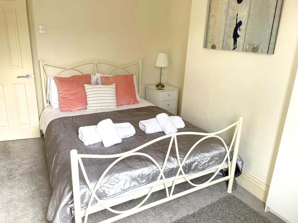 The Vines - Stunning Period Home With Free Parking York Luaran gambar