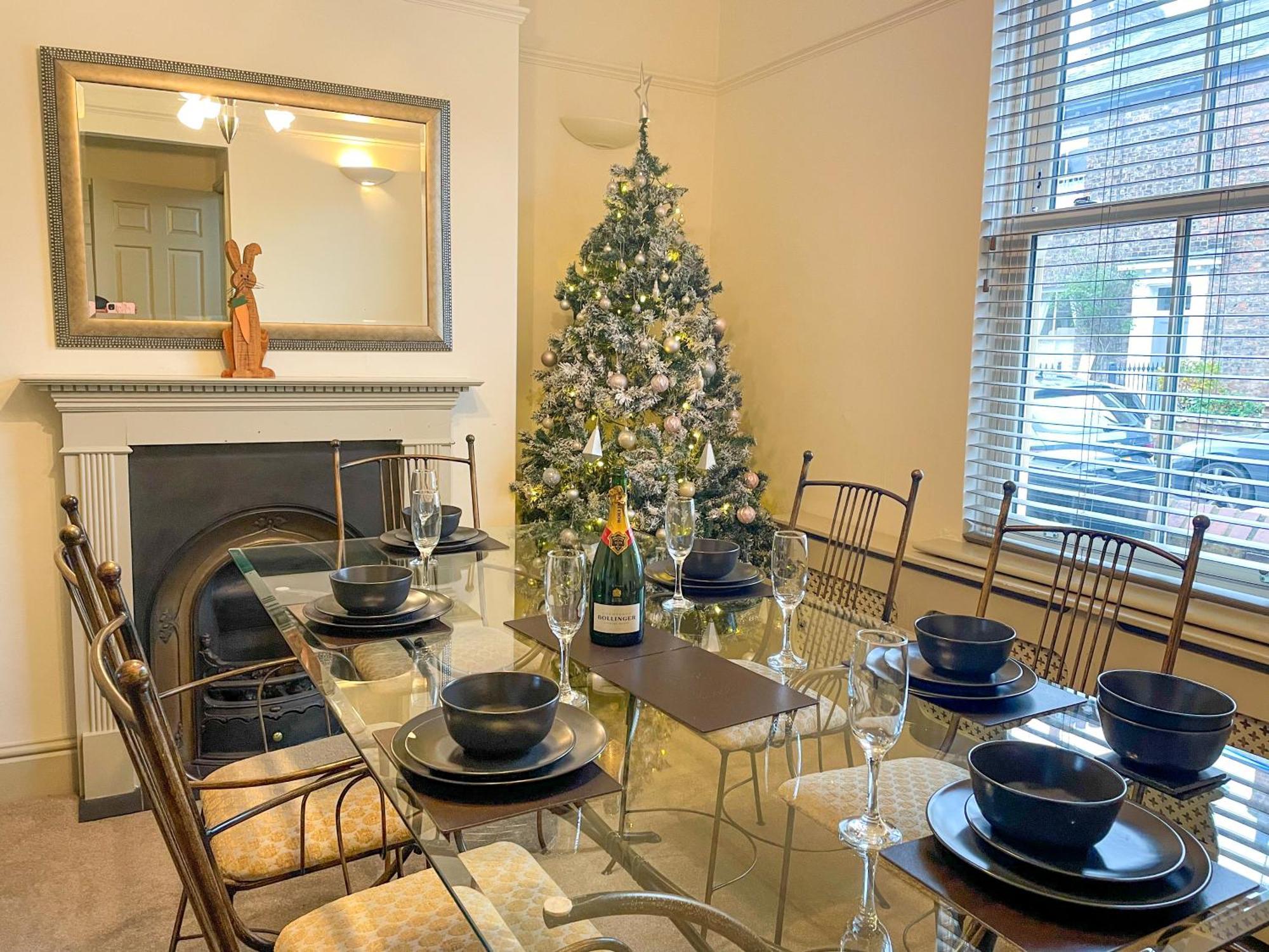 The Vines - Stunning Period Home With Free Parking York Luaran gambar